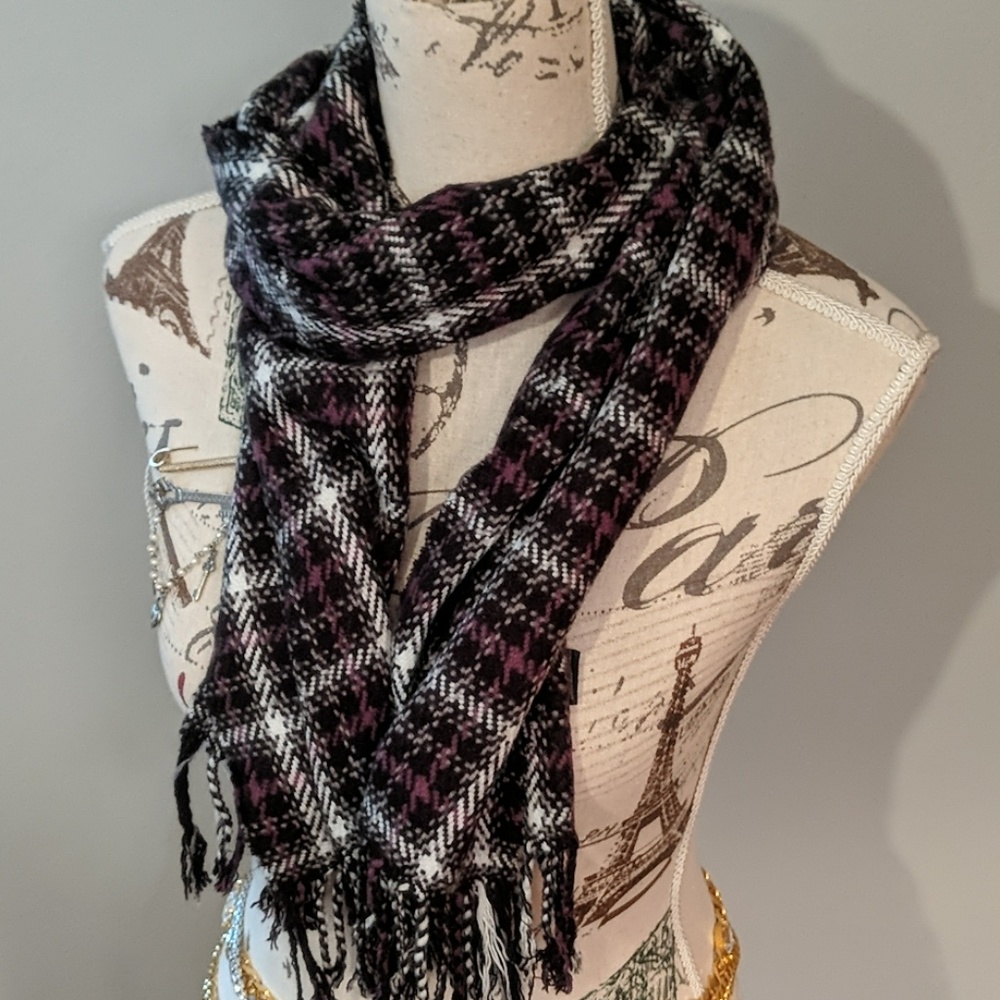 Purple black and white pattern scarf
